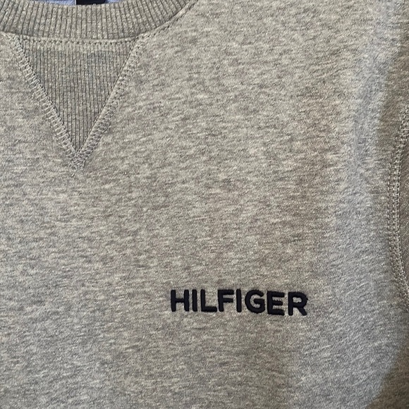 NWT Tommy Hilfiger Men Sweater Size S/P - Picture 4 of 10